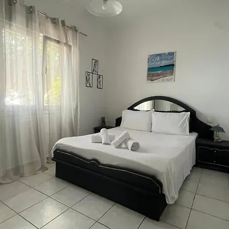 Mare Mia * Loutraki (Skopelos)