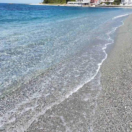 Mare Mia Loutraki (Skopelos)
